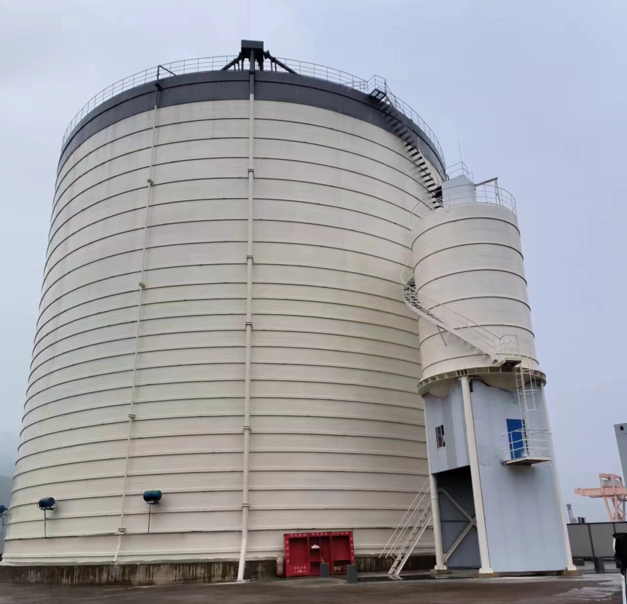 米东10万吨水泥钢板库